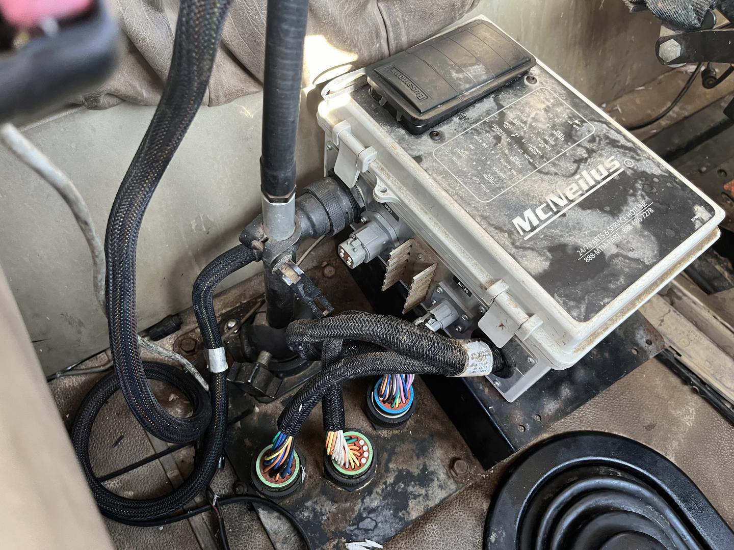 ./imagenes/INVOICE/2019/17648/CAMION REVOLVEDOR INTERNATIONAL PAYSTAR 5000 CON EQUIPO MCNEILUS (15).JPG